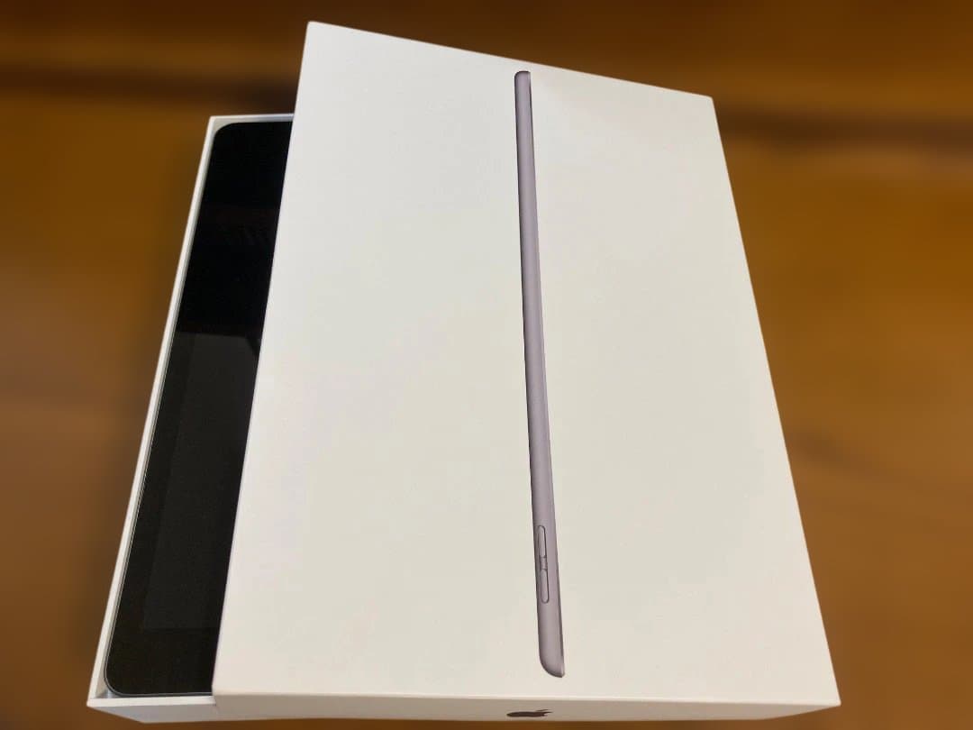 iPad (第7世代 128GB) & Smart Keyboard セット