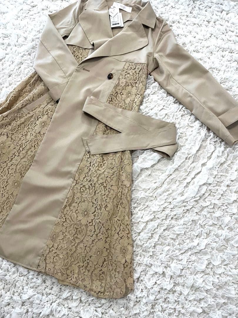 tocco トレンチコート　ベージュ