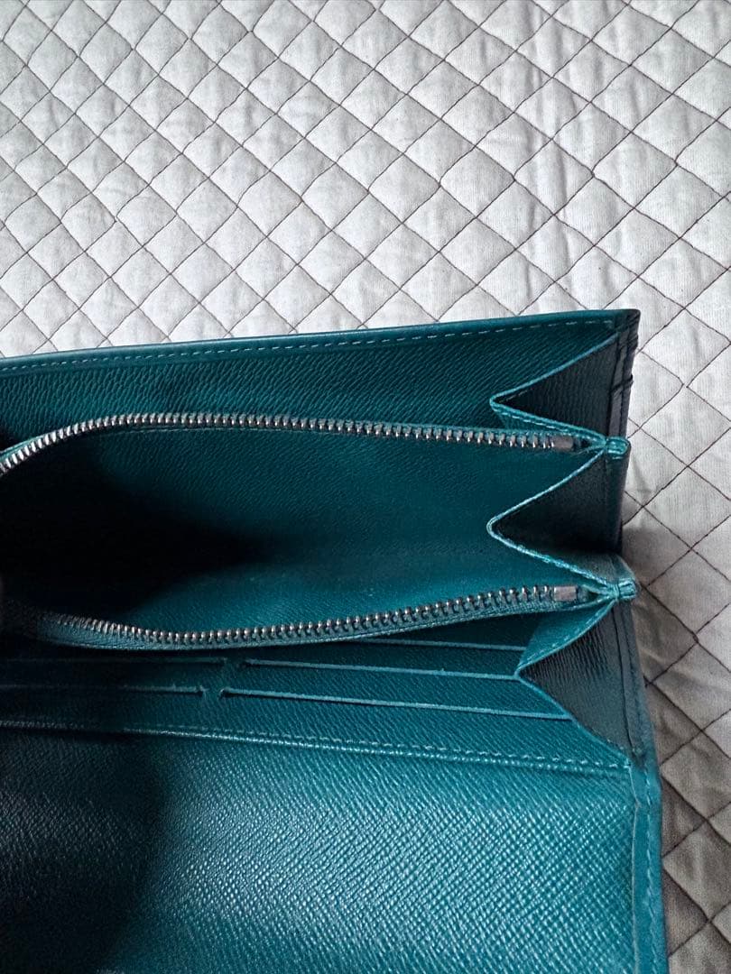 Louis Vuitton ターコイズ 二つ折り財布