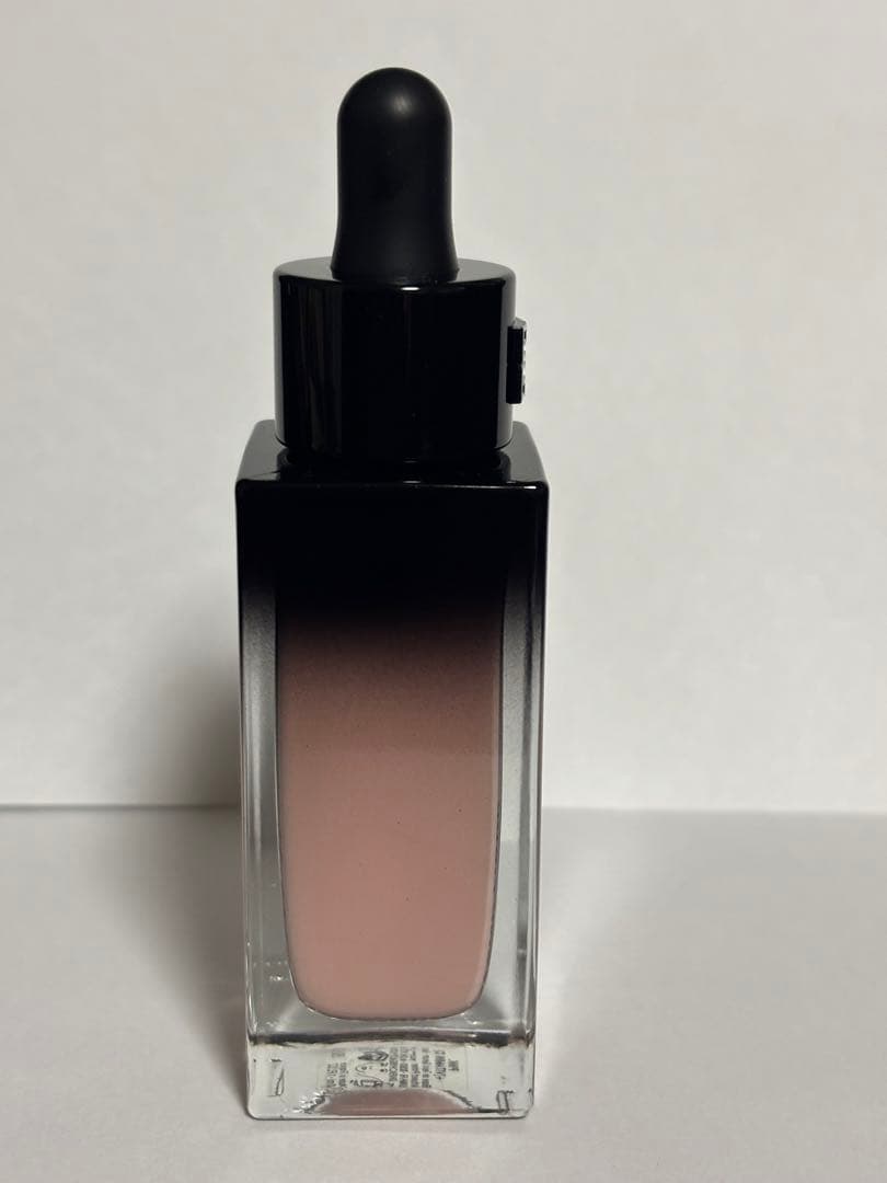 未開封 GIVENCHY プリズムリーブルケア＆カラーセラムプライマー ピンク