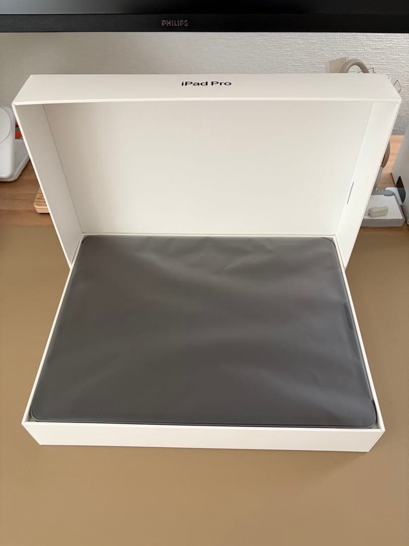iPad Pro 12.9 第5世代256GB Wi-Fi＋ComboTouch