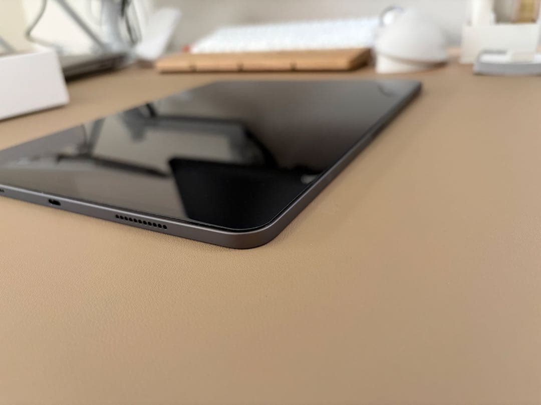 iPad Pro 12.9 第5世代256GB Wi-Fi＋ComboTouch