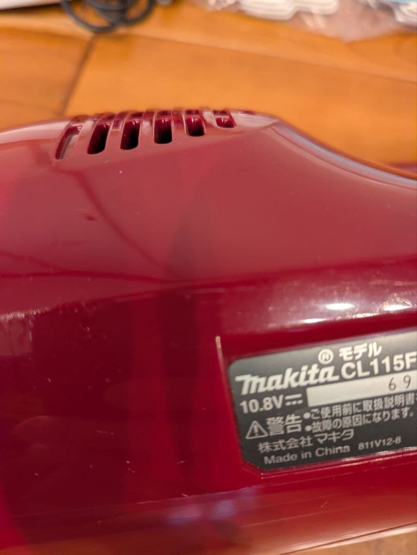 Makita マキタ CL115FD 充電式クリーナー　美品