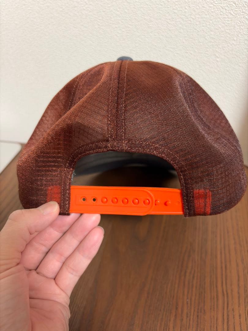 ARC'TERYX グレー オレンジ キャップ