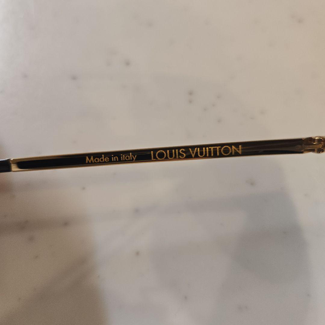LOUIS VUITTON　サングラス　クロックワイズ