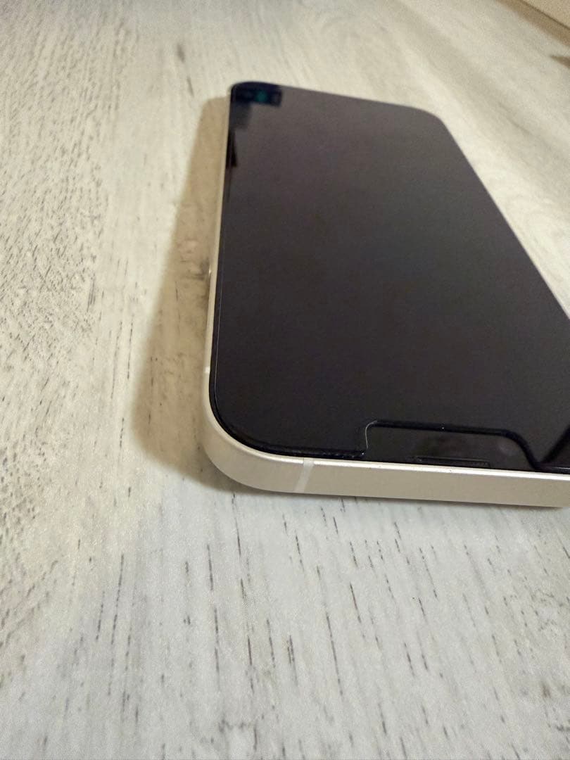 Apple iPhone14 スターライト　 本体