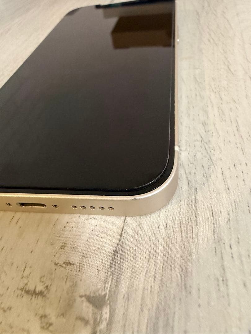 Apple iPhone14 スターライト　 本体