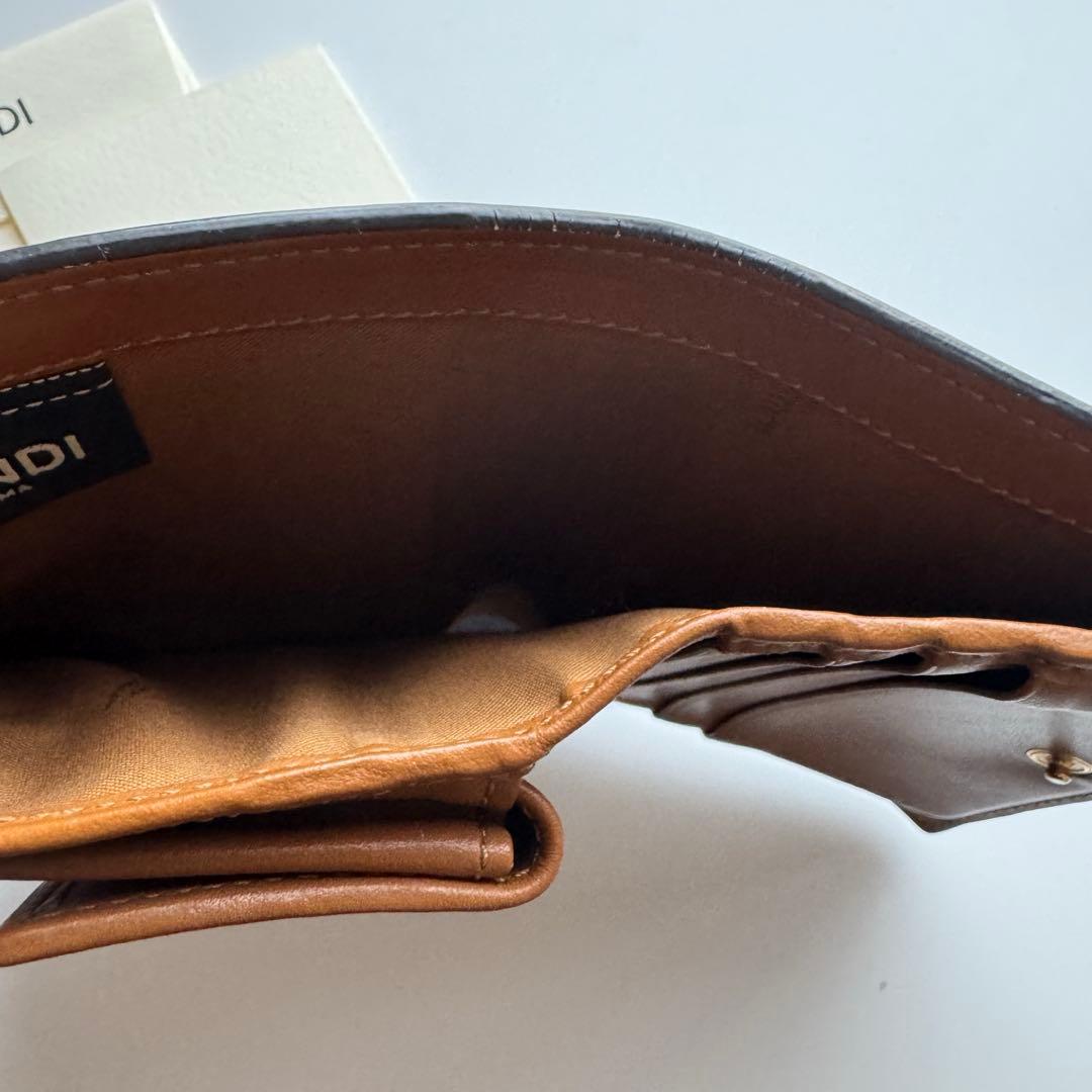 【限定価格】 328 FENDI フェンディ 2つ折り財布