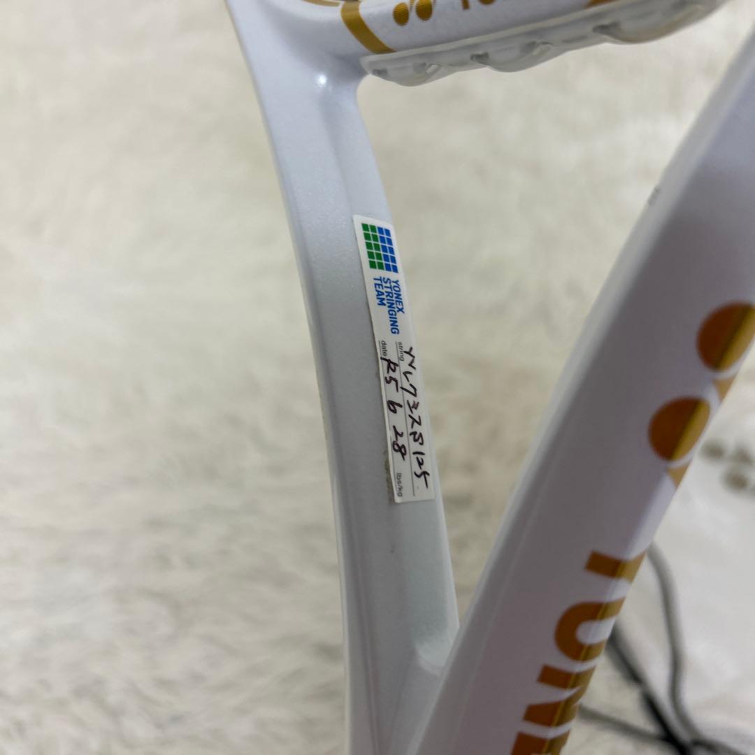 【希少】YONEX EZONE 100 大坂なおみモデル　ホワイト/ゴールドG2