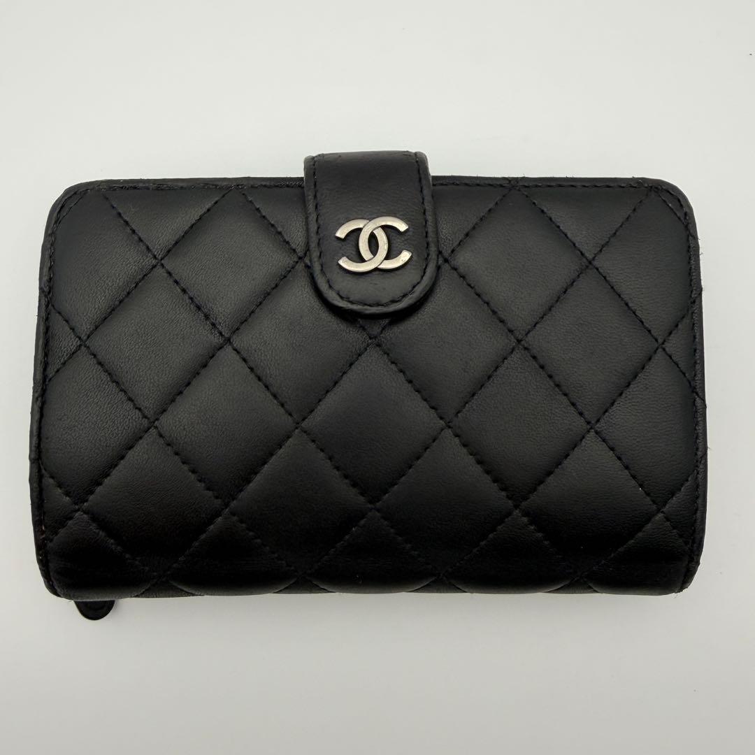 シャネル CHANEL 財布 マトラッセ 二つ折り コンパクト美品