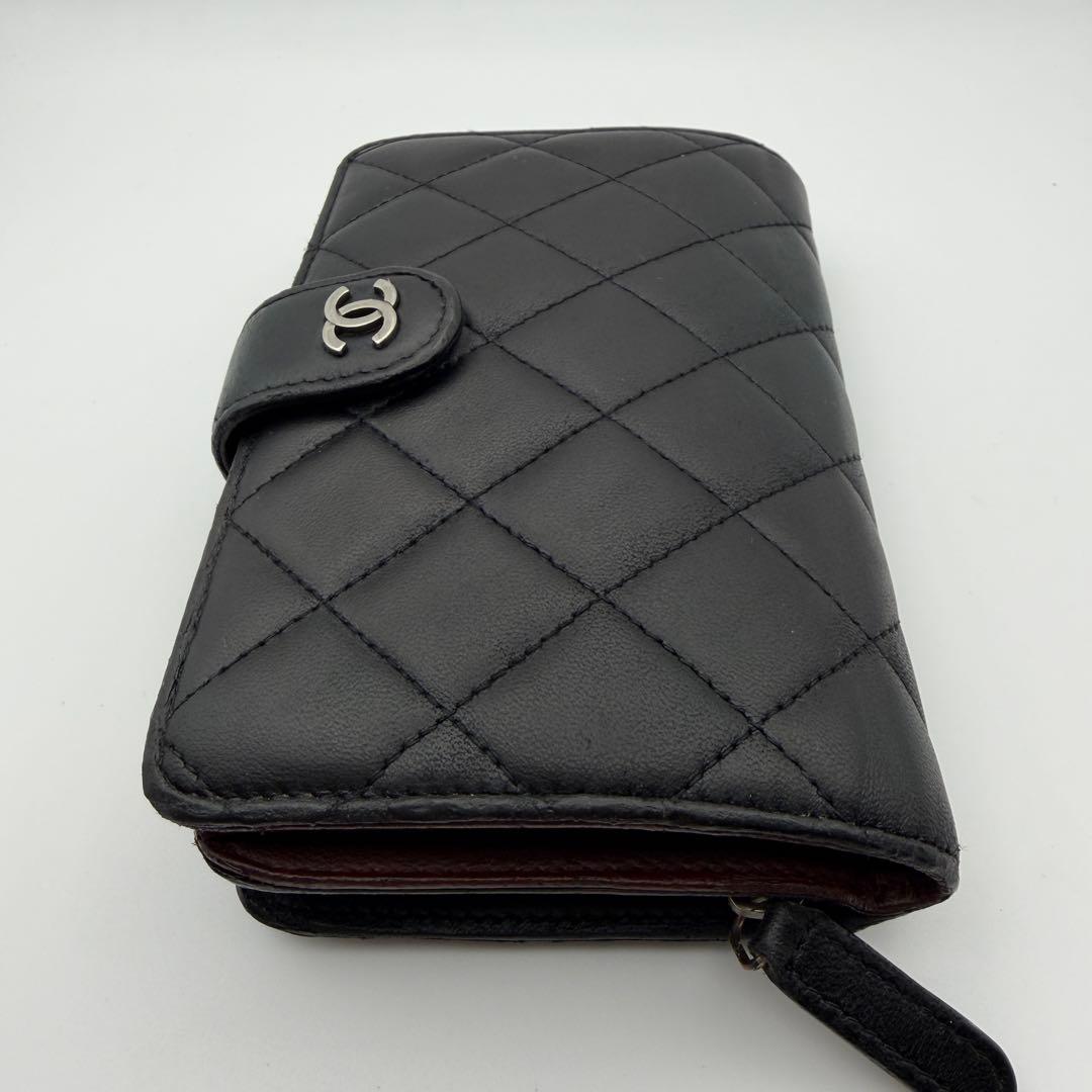 シャネル CHANEL 財布 マトラッセ 二つ折り コンパクト美品