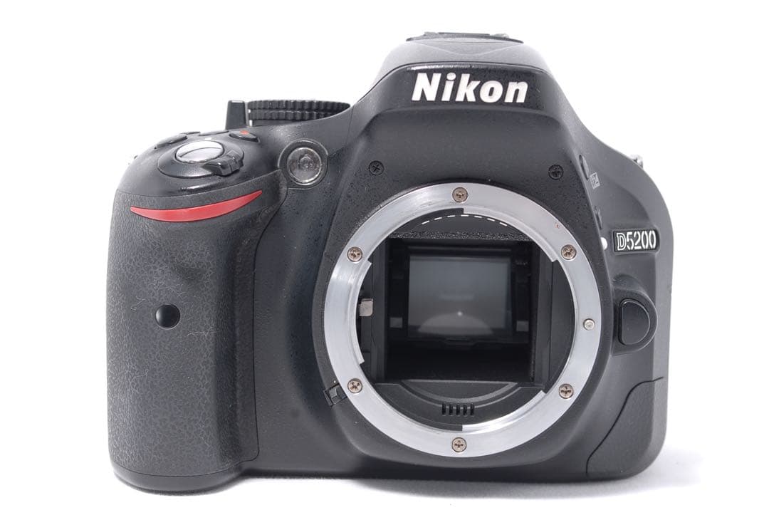 美品セット✨Nikon D5200✨自撮り◎ カメラバッグ付で届いてすぐ使える