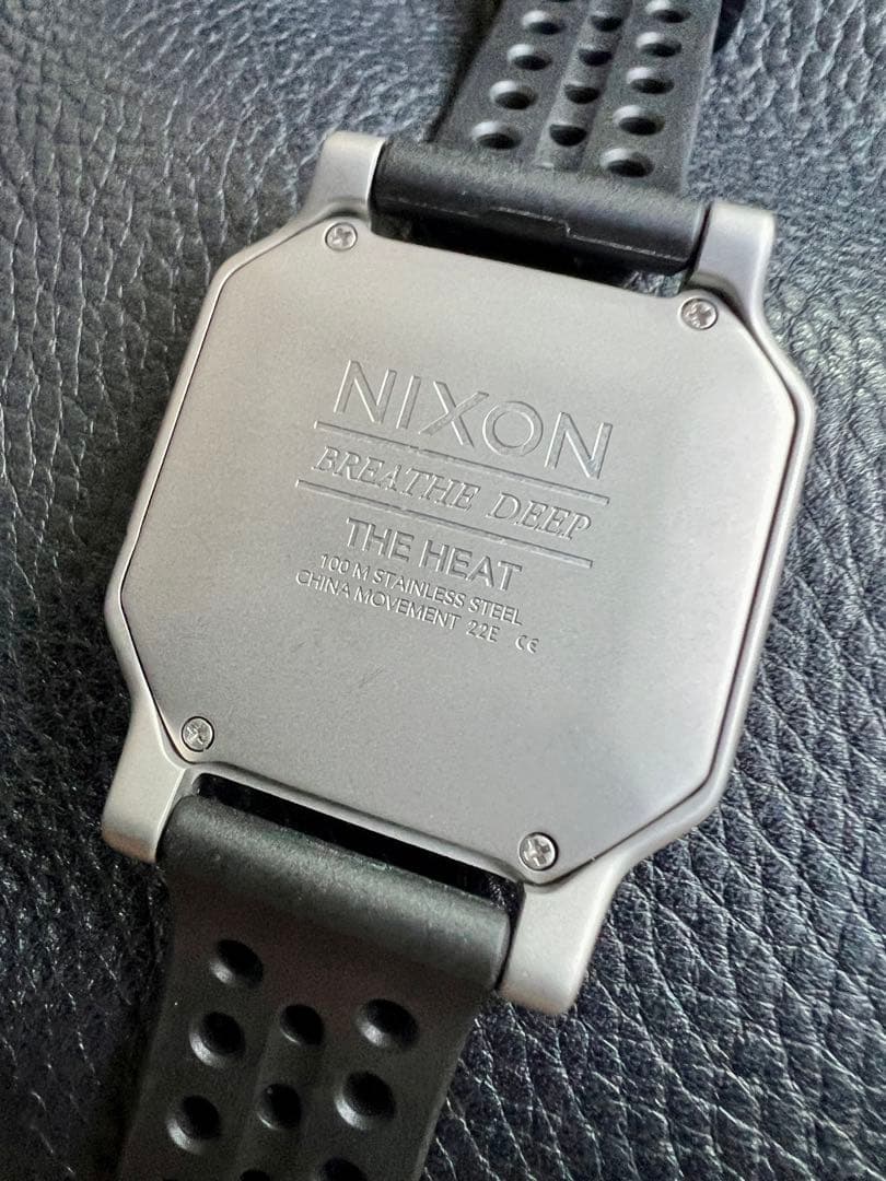※ミッチさまお取置き品※腕時計 NIXON ニクソン 『THE HEAT』