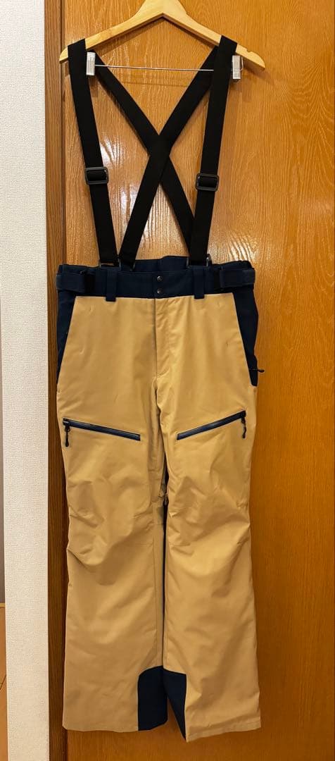 【総額4万】シュトロイレ スノボ　スキーウェア 上下セット　ARBNグローブ付き