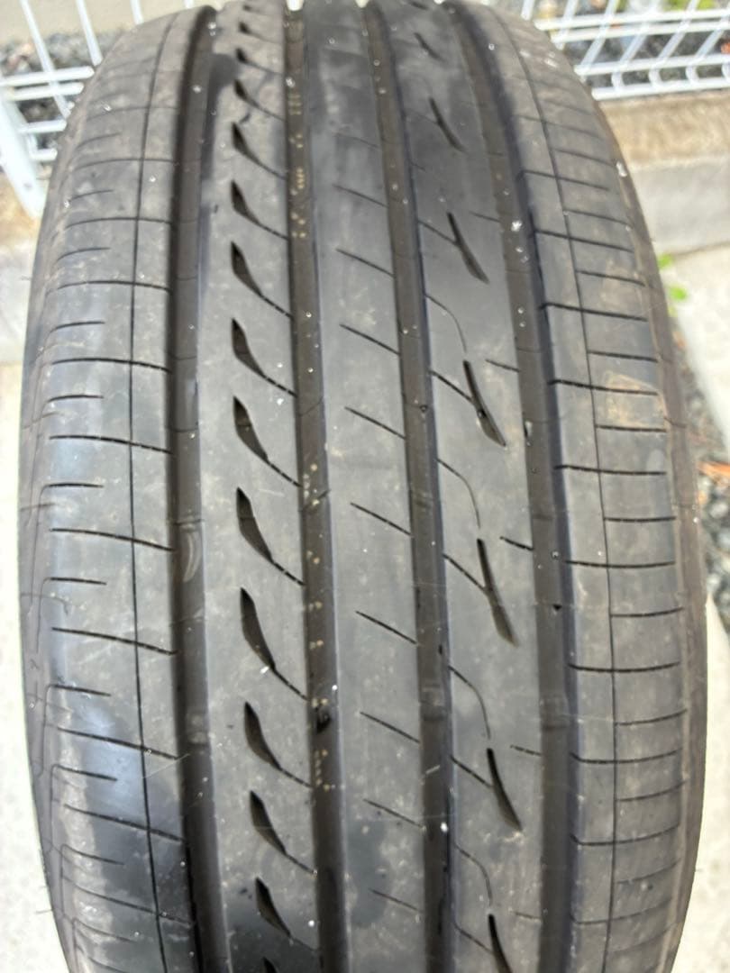 送料込み235/45r18 ブリヂストンレグノ25年製造バリ山2本