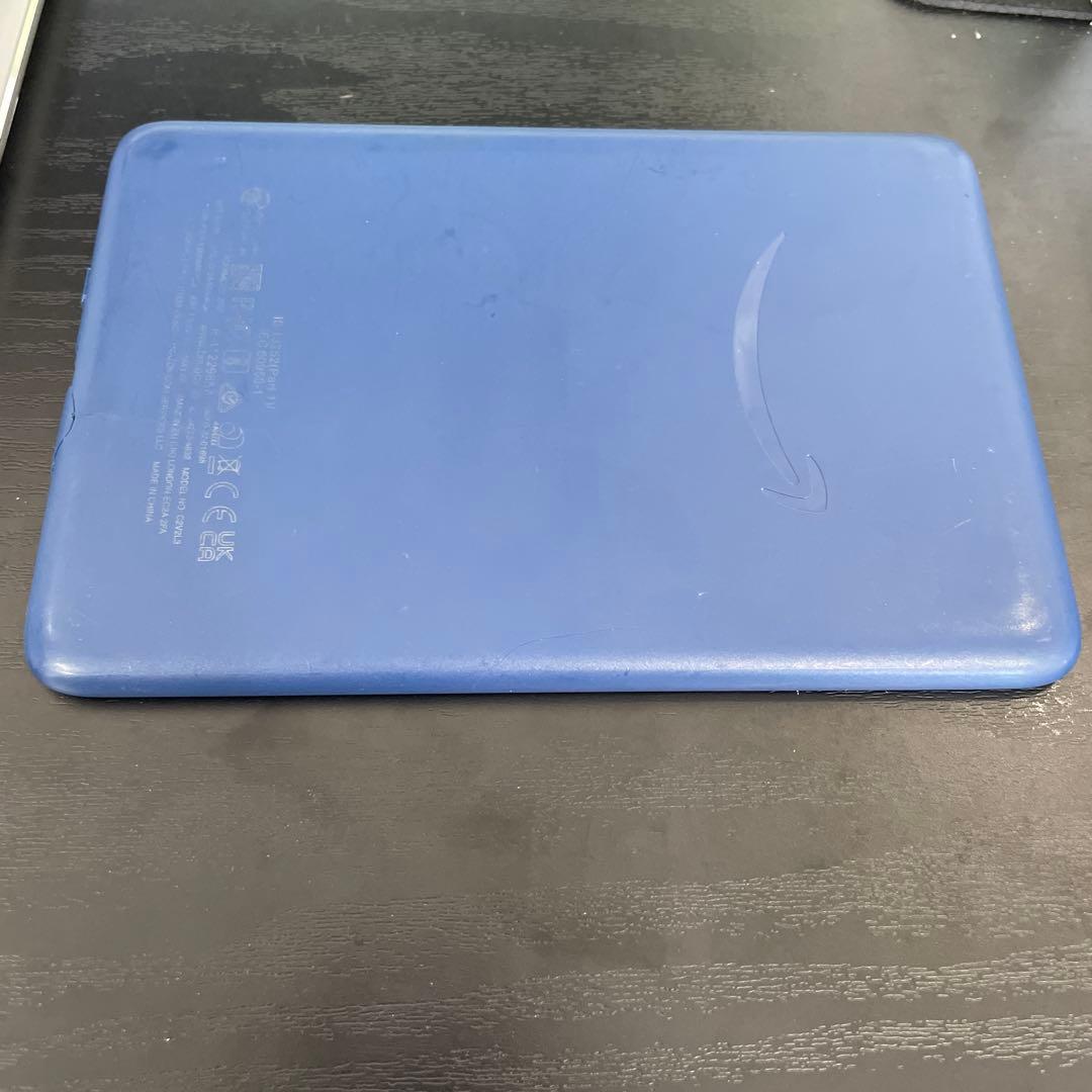 Amazon Kindle第11世代 (C2V2L3) ブルー