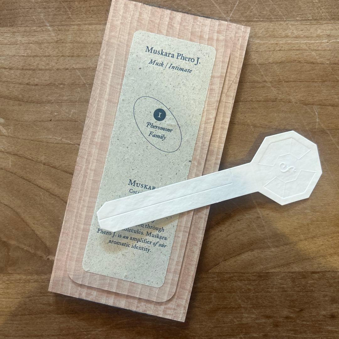 フエギア ムスカラフェロジェイ Muskara Phero J. 100ml