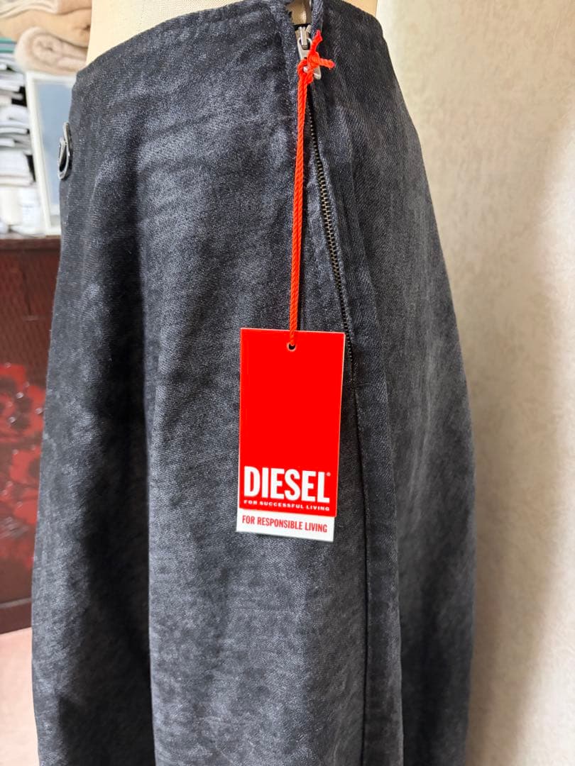 DIESEL ダークグレー フレアスカート 新作タグ付き