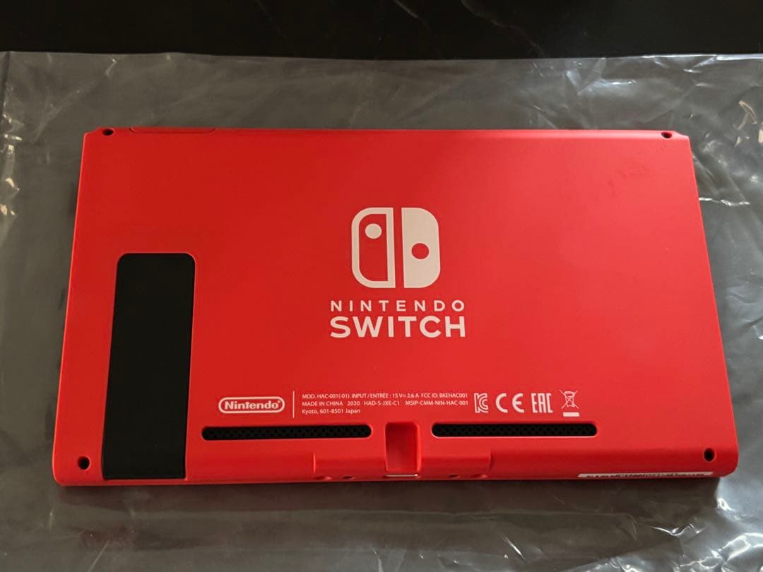 任天堂スイッチ　マリオレッド×ブルー　本体
