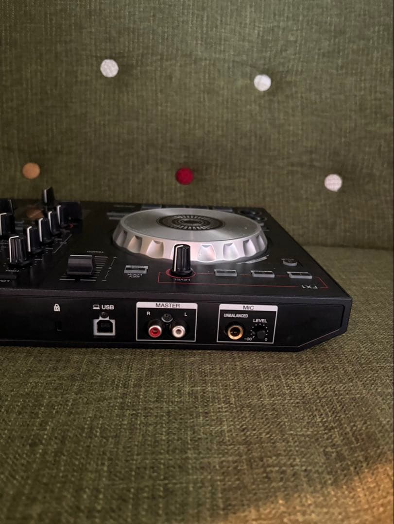 PioneerDJ DDJ-SB3 DJコントローラー