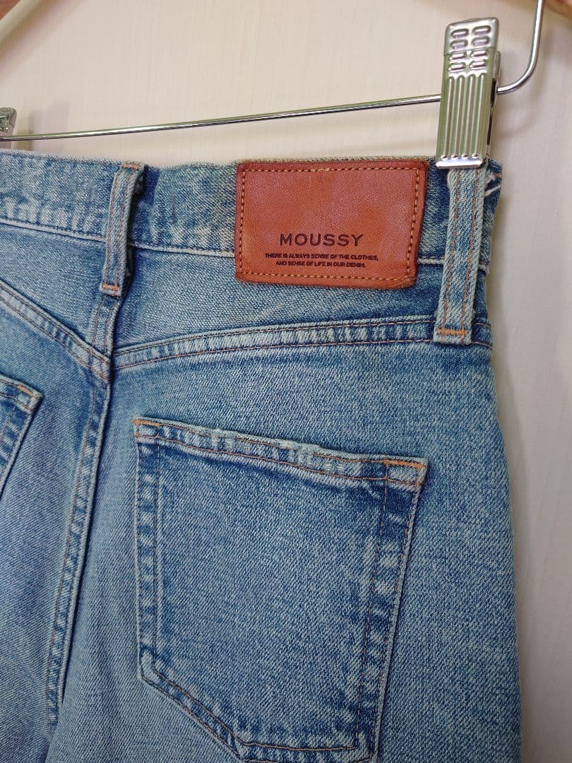 MOUSSY MVS FLARE ブーツカットフレアデニムパンツ 26