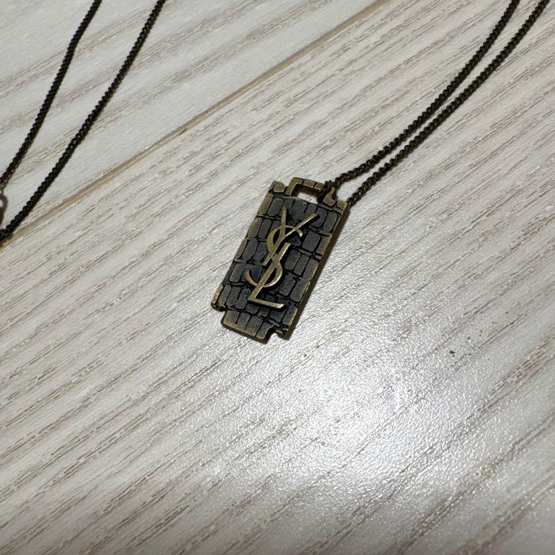 YSL ロゴプレート ネックレス