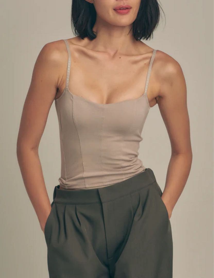 amateras DREAMY CAMISOLE / 潤(GREIGE)