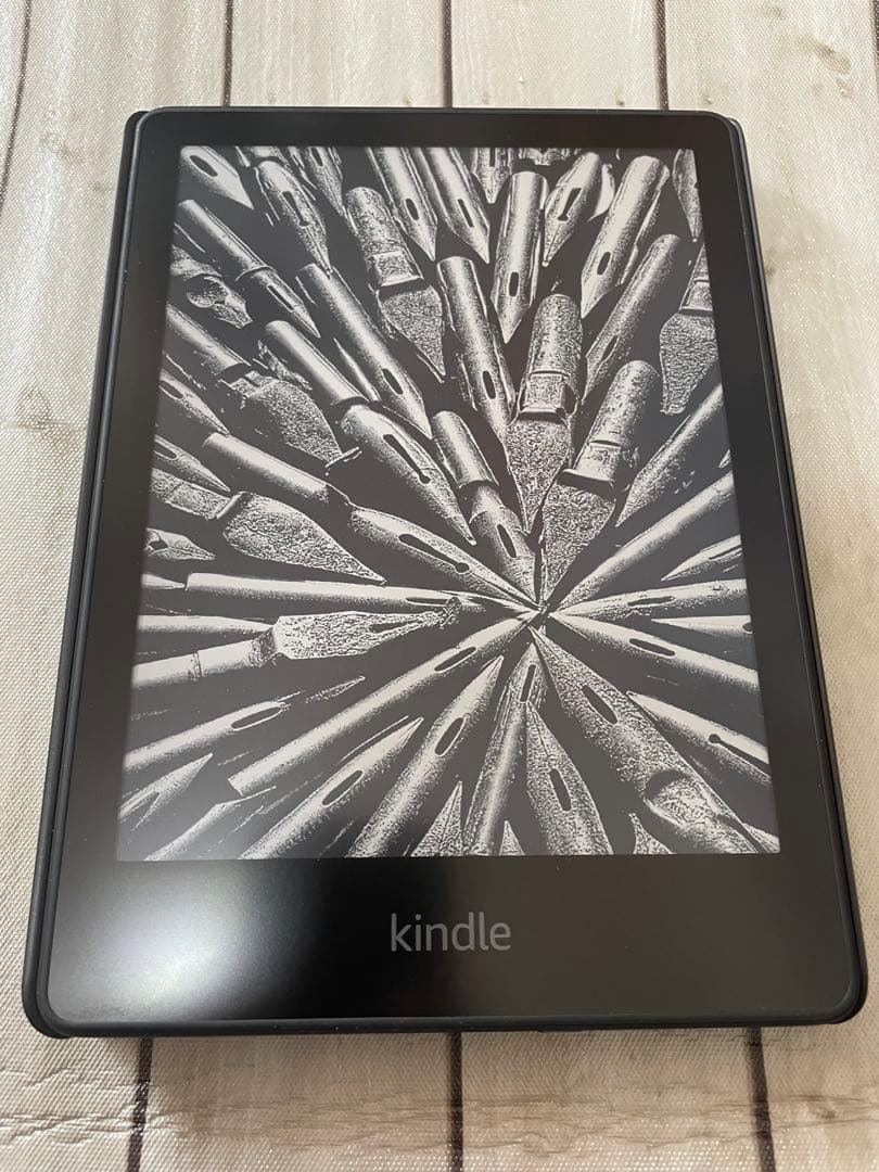 Kindle Paperwhite第11世代（6GB）純正カバー付き（広告なし）
