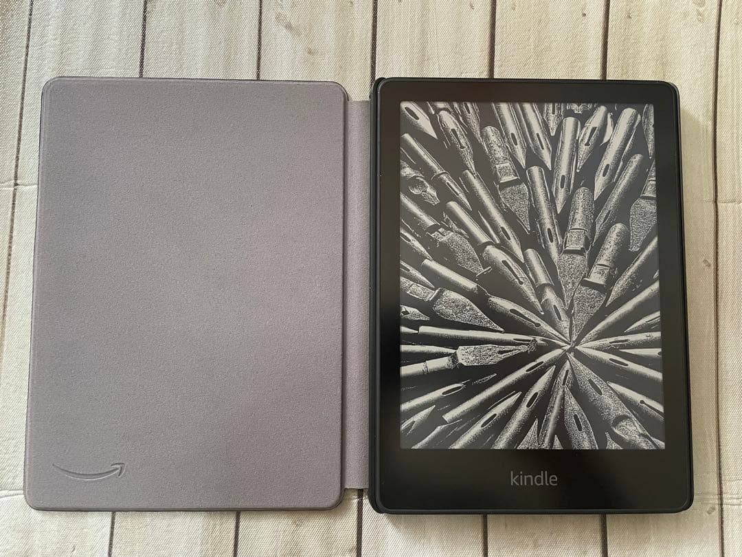 Kindle Paperwhite第11世代（6GB）純正カバー付き（広告なし）