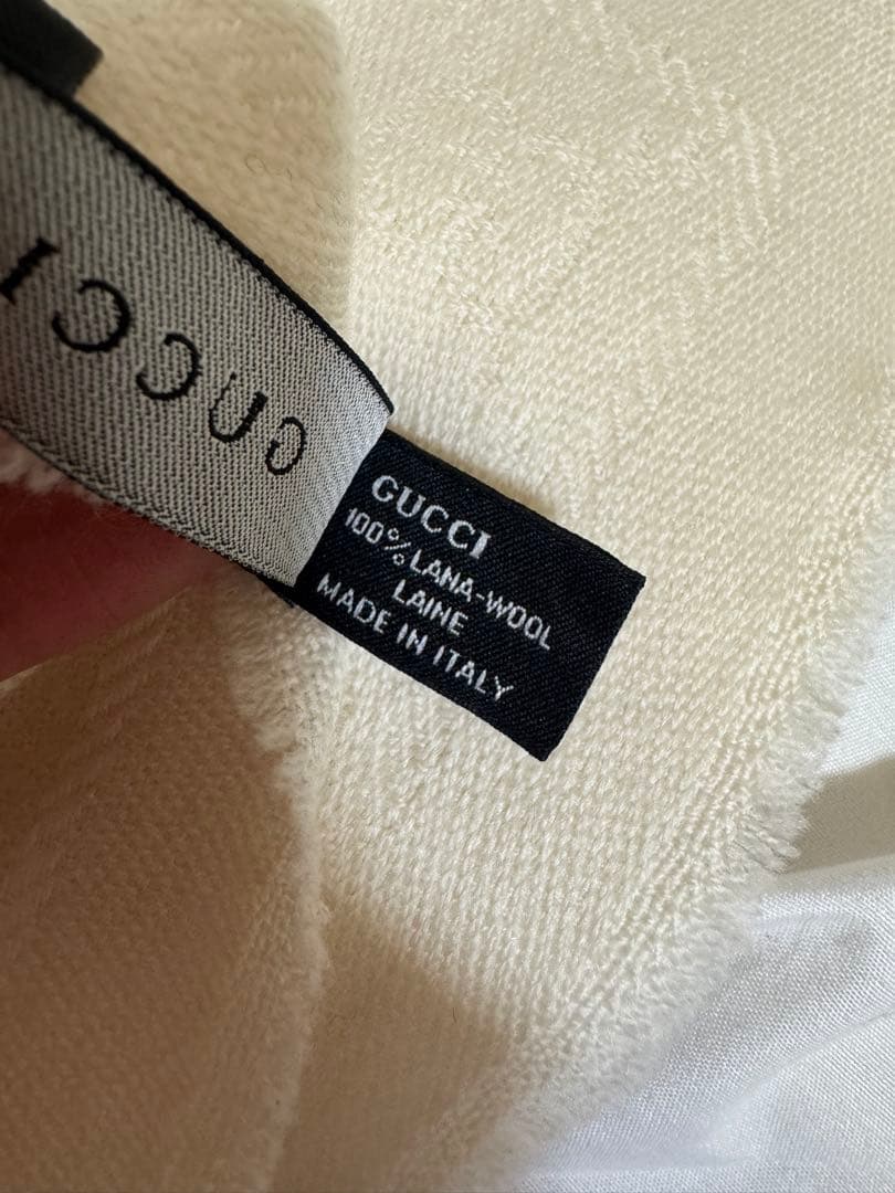 【最終値下げ】GUCCI アイボリー GGパターン ストール マフラー