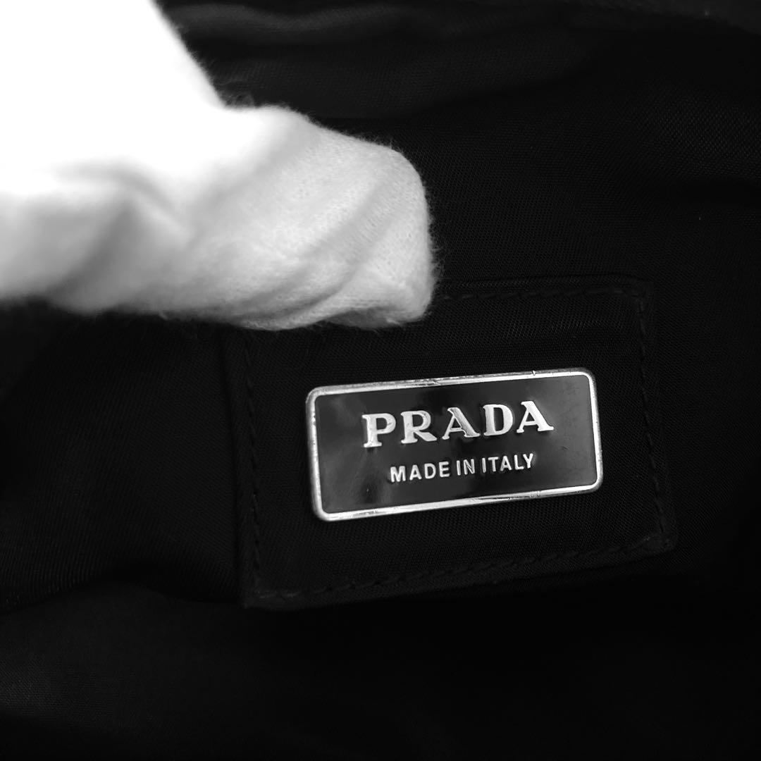 希少　良品　PRADA プラダ　ウエストバッグ　ボディバッグ　ブラック　ナイロン