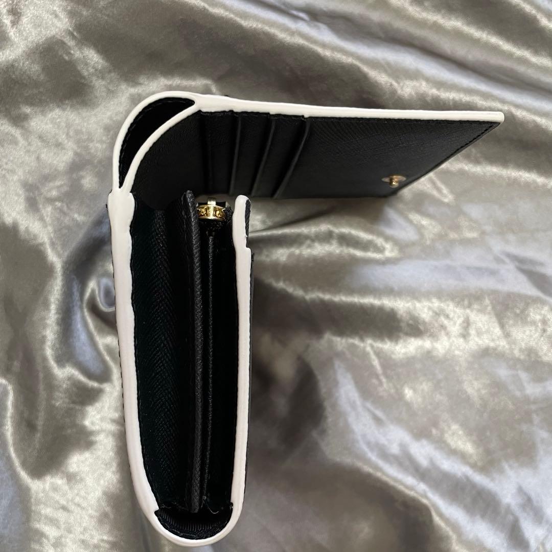 【新品未使用】最終値下げアニエスベー agnesb 財布 二つ折り
