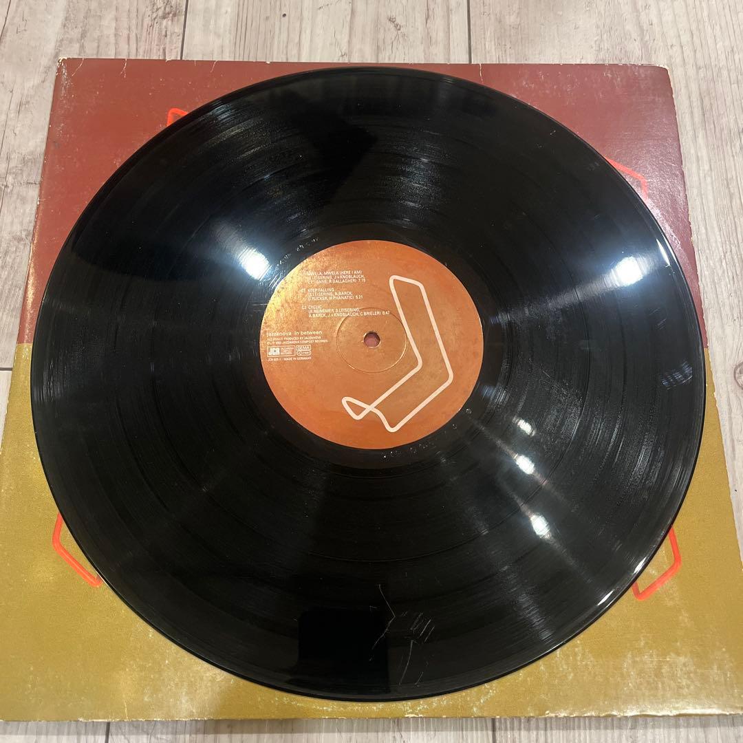 JAZZANOVA in between レコード