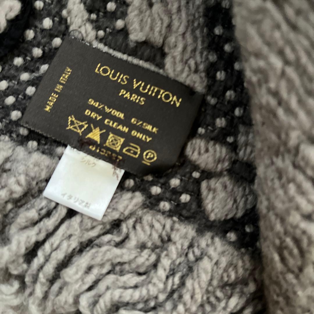 断捨離中　LOUIS VUITTON ロゴパターン マフラー