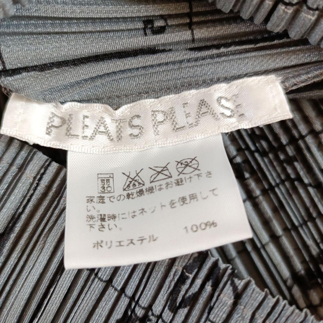 PLEATS PLEASE 半袖トップス コミック柄 グレー サイズ3
