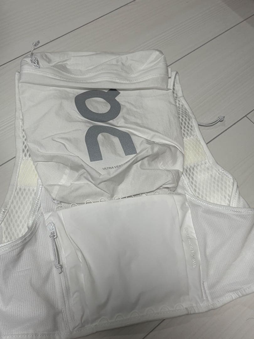 On Ultra Vest pro（M）