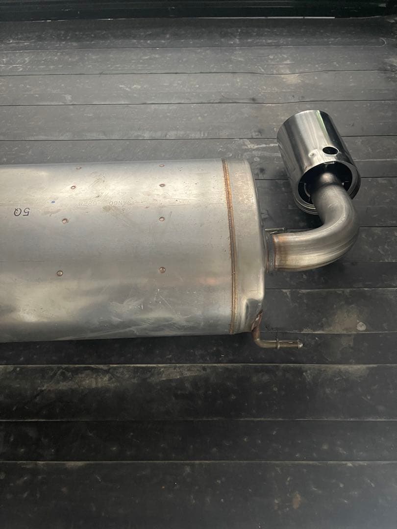スバル新型BRZ(ZD8).トヨタGR86(ZN8)純正マフラー