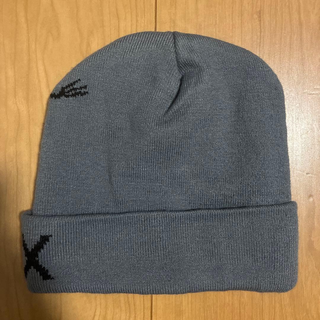 arc’teryxビーニー•ニット　グレー