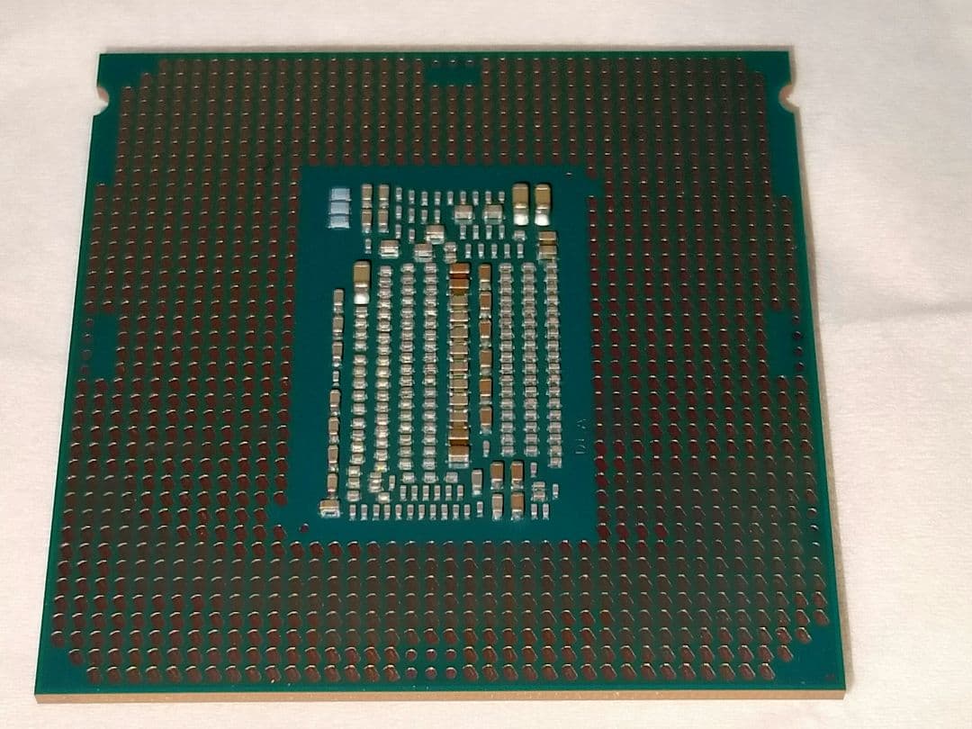Intel Core i5 9600K　　CPU　LGA1151