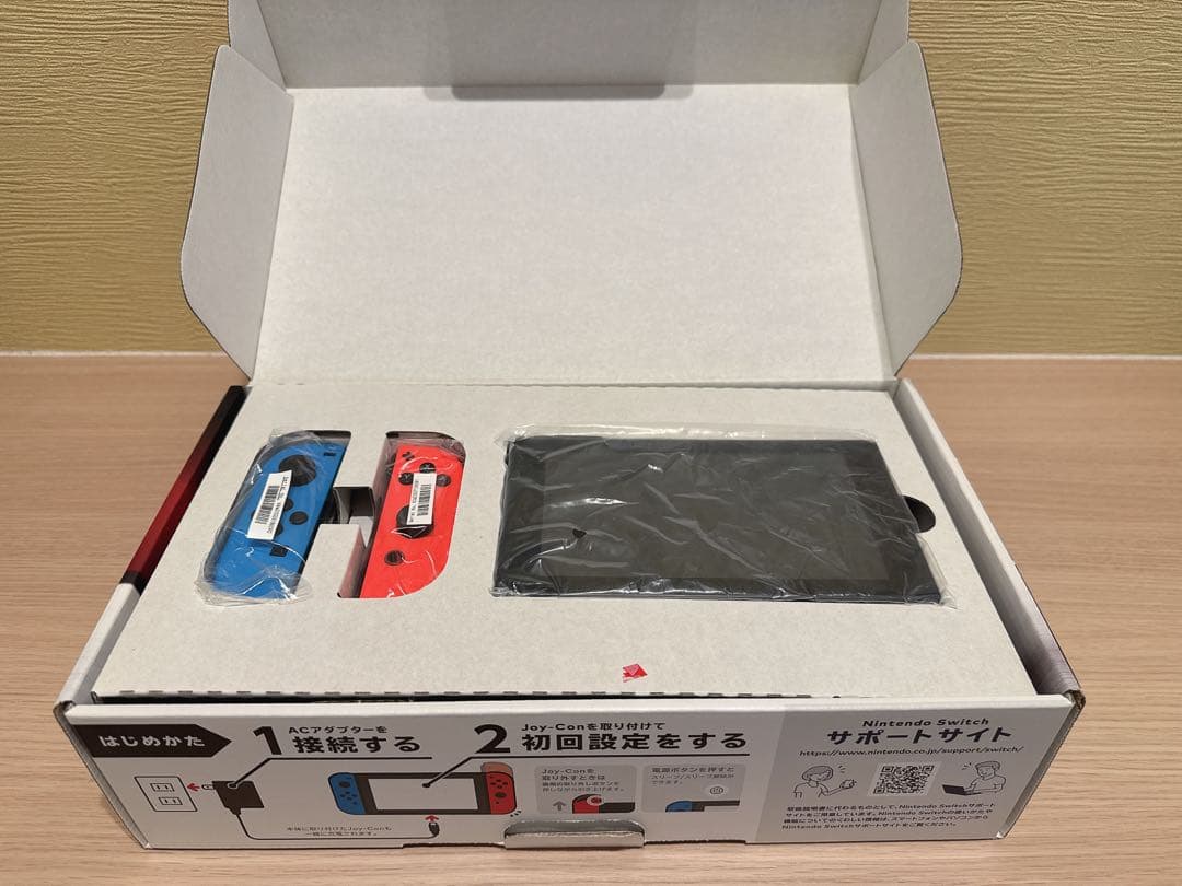 Nintendo Switch 旧型モデル　ネオンブルーネオンレッド