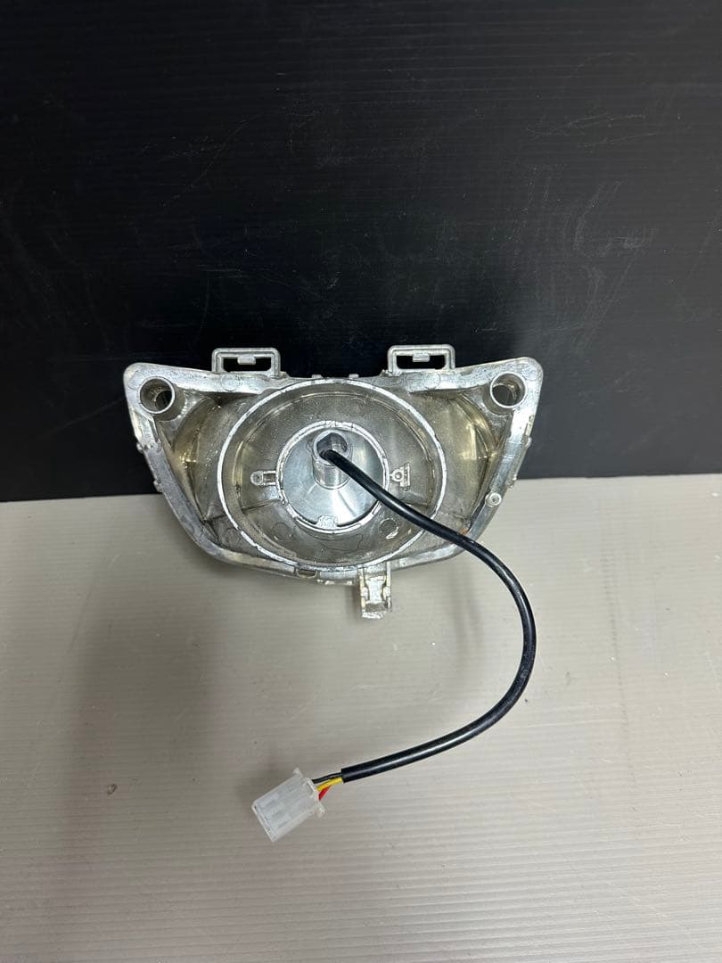 アドレスV125G 紫白イカリングヘッドライト LED CF46A CF4EA