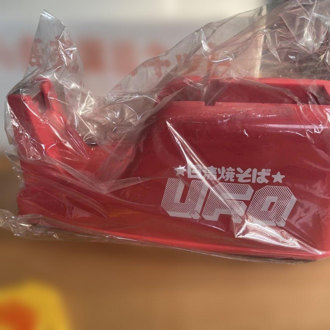 U.F.O. 焼きそば　グッズ　テープカッター、カッターナイフ