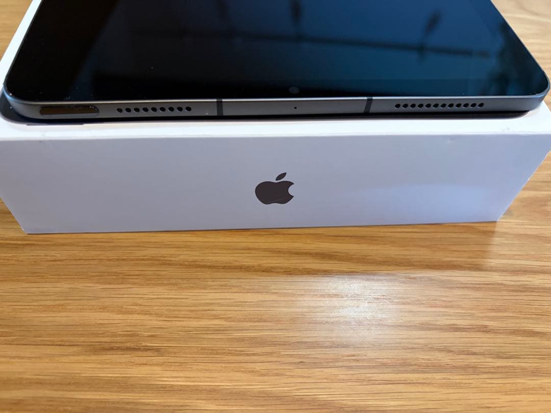 iPad Air（第5世代）Wi-Fi＋Cellular 64GB