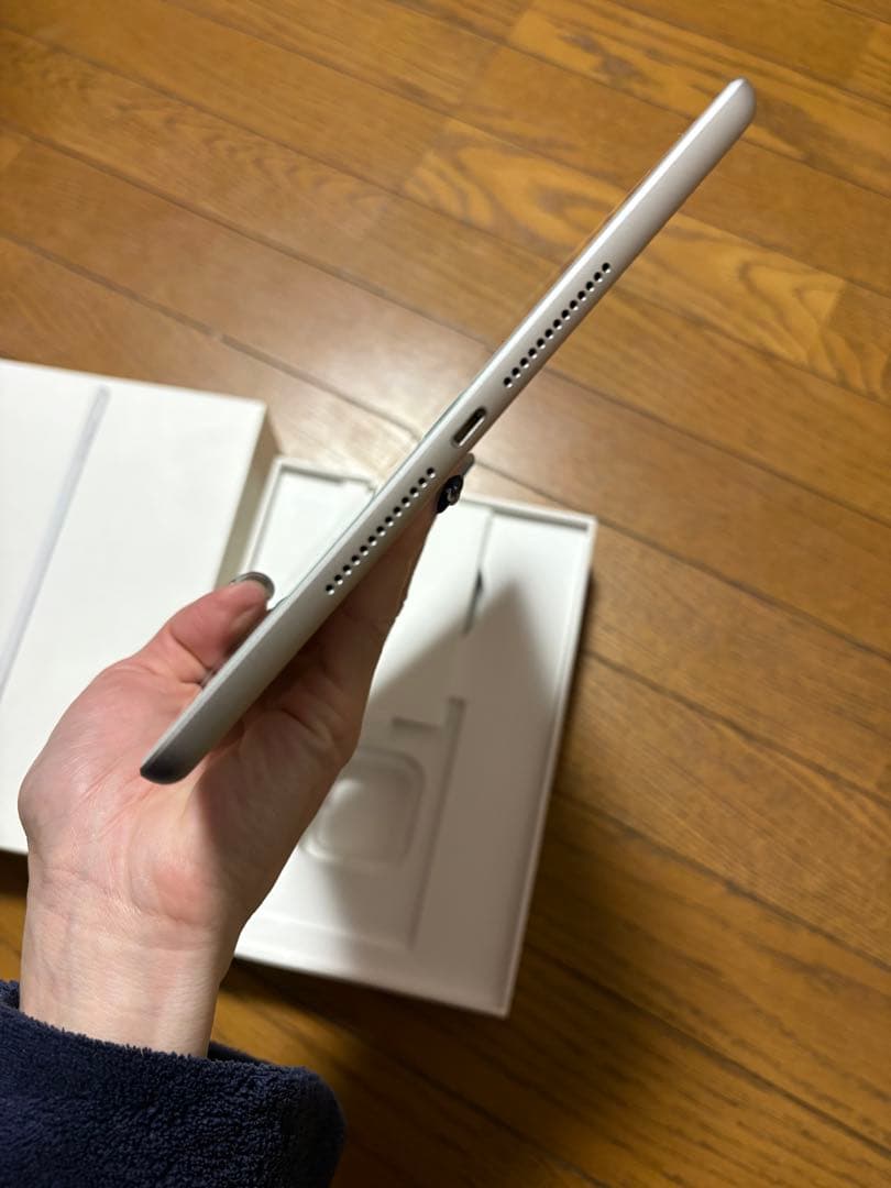 Apple iPad 第6世代　箱付き