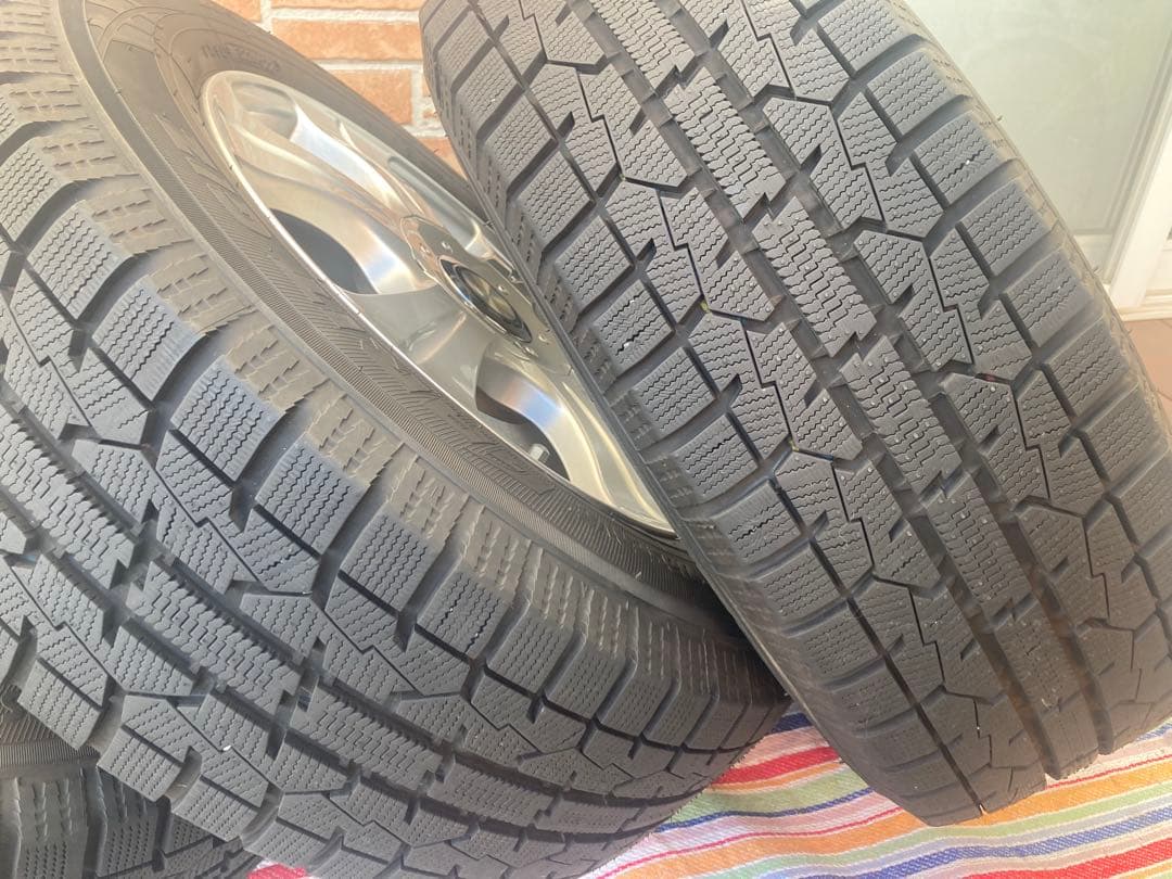 【送料込み】205/65R15 TOYO スタッドレスタイヤ 4本ホイール付き