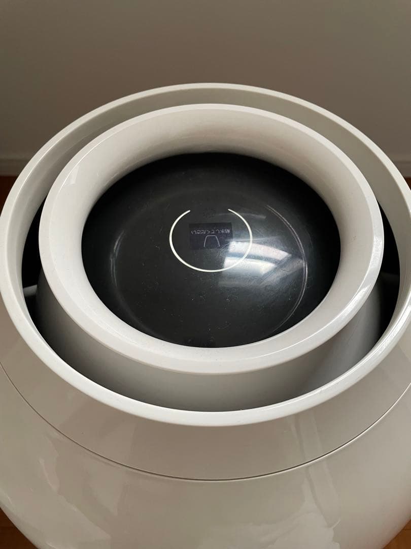 中古品　BALMUDA Rain 加湿器 ホワイト ERN-1000SD-wk