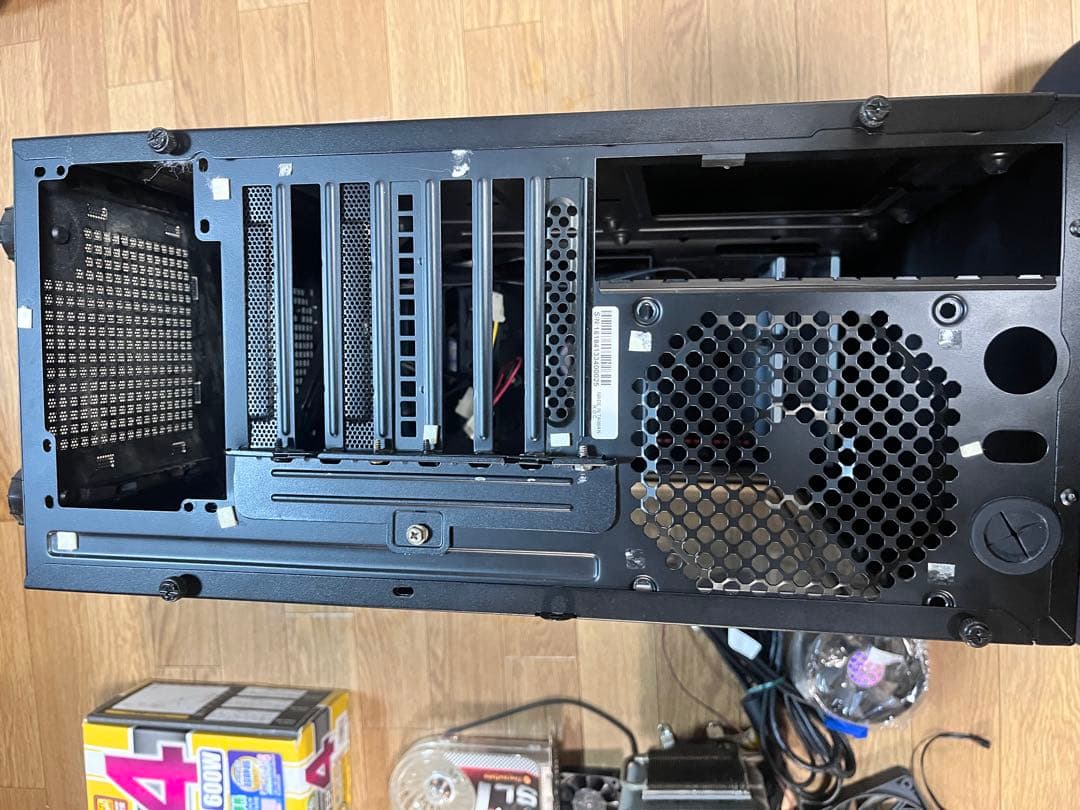 PCケース冷却装置（クーラー／ファン）電源ユニット