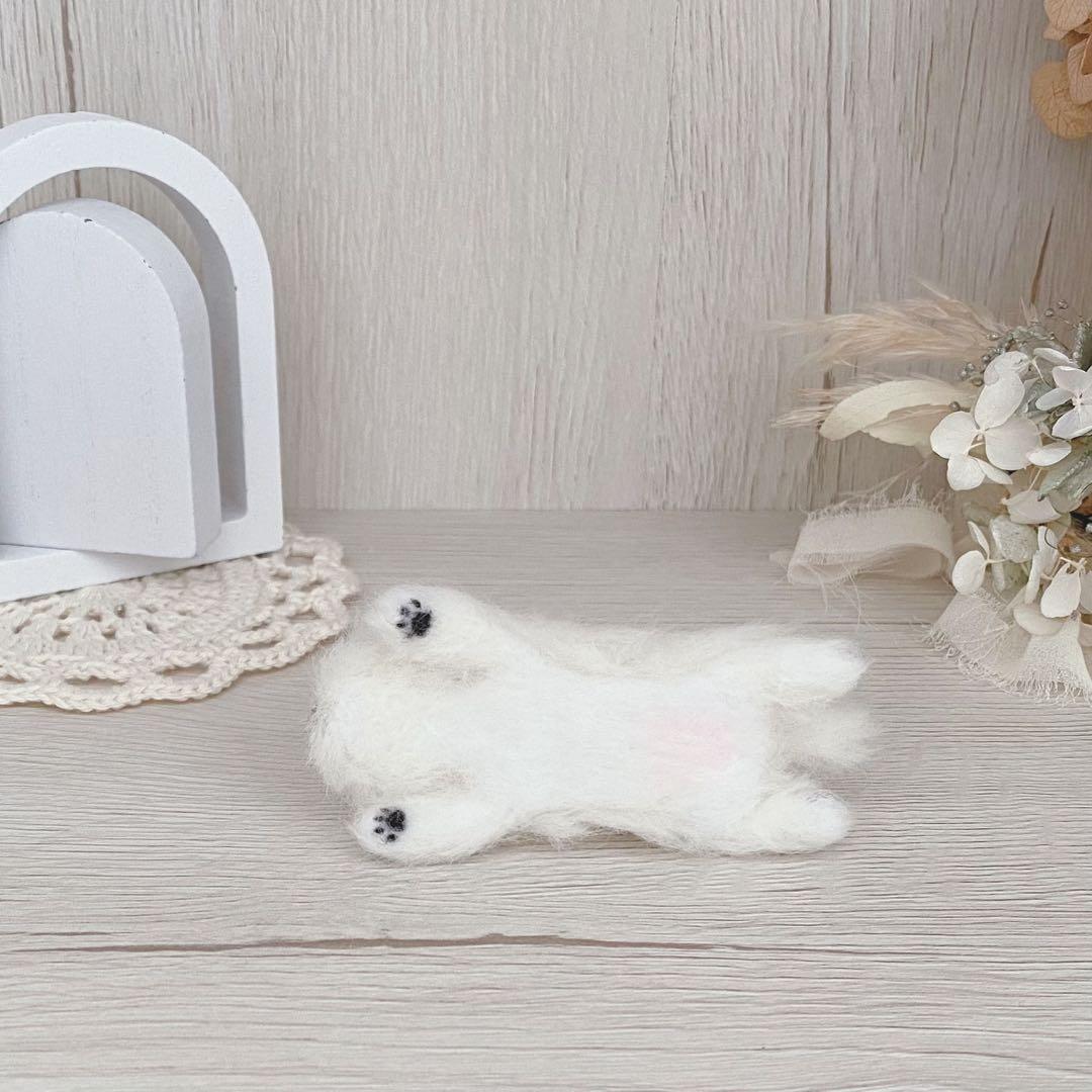 おねむのウエスティちゃん　犬　羊毛フェルト