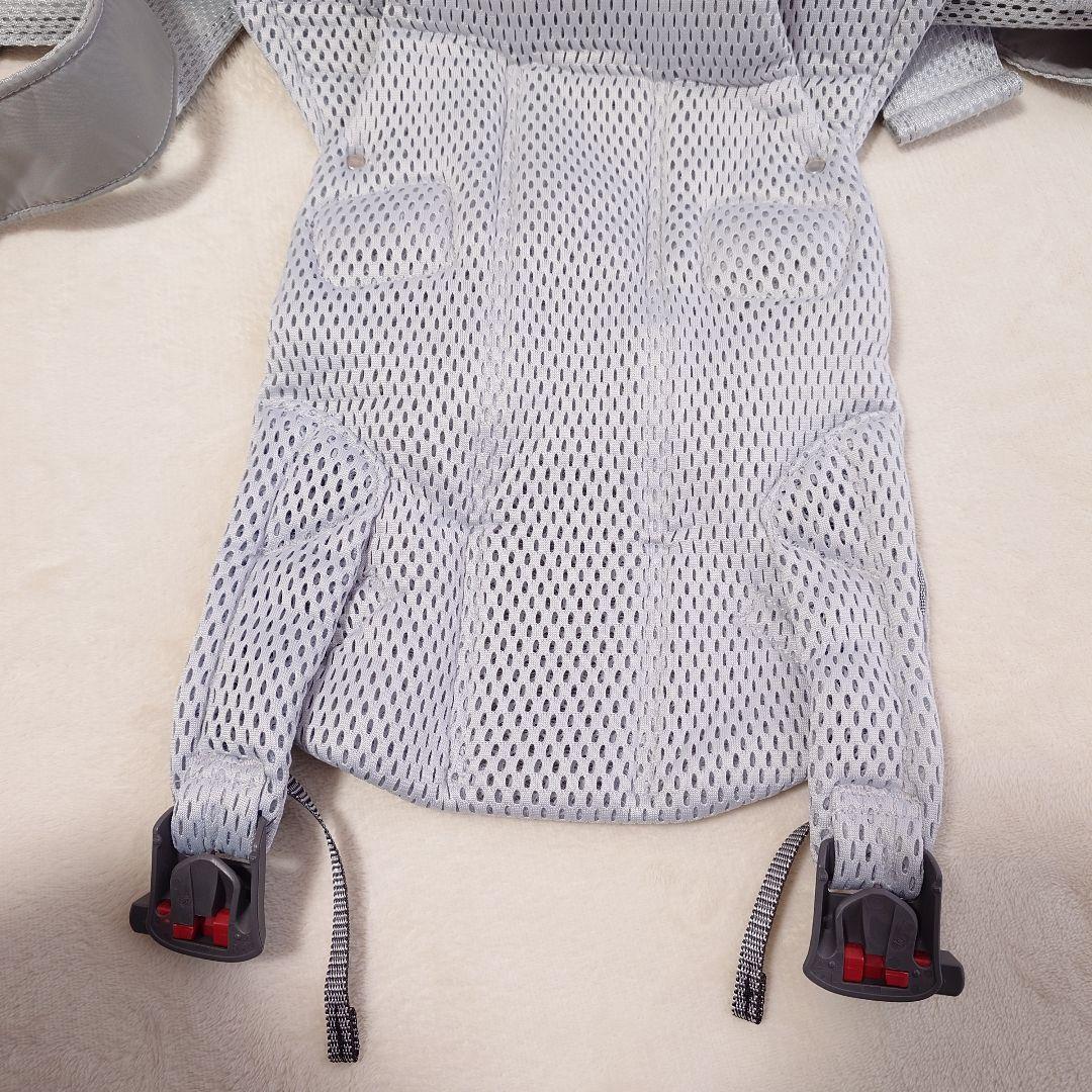 ベビービョルン　ベビーキャリアONE KAI AIR　シルバー