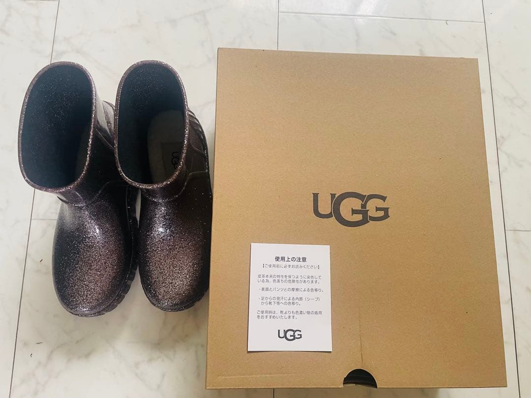 UGG レインブーツ